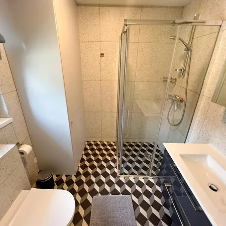 Villa Sveciu Namai Kunigiskese Meta *